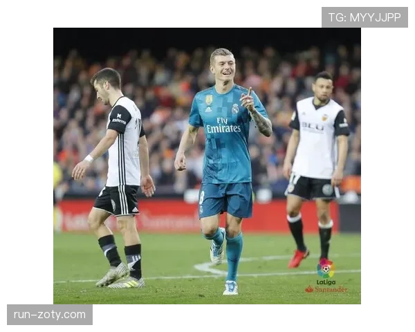 克罗斯关键战节奏掌控与直塞频率提升如何撕开防线